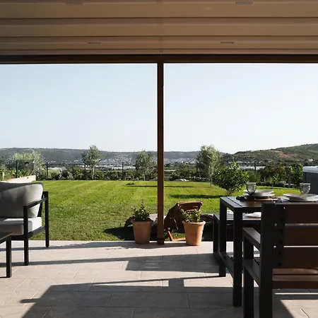 Mini Marta - Private Retreat With Jacuzzi, 1000m2 Fenced Property, Garden, Bbq Lounge, 500mbps, Ev, Near Split * Kaštela