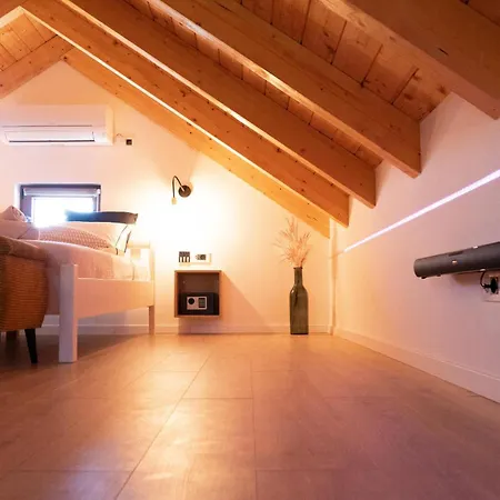 فيلة Mini Marta - Private Retreat With Jacuzzi, 1000m2 Fenced Property, Garden, Bbq Lounge, 500mbps, Ev, Near Split *