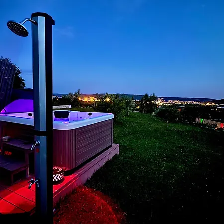 فيلة Mini Marta - Private Retreat With Jacuzzi, 1000m2 Fenced Property, Garden, Bbq Lounge, 500mbps, Ev, Near Split